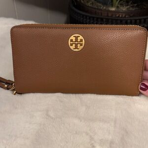 Tory Burch Tan Leather Wallet with Wristlet